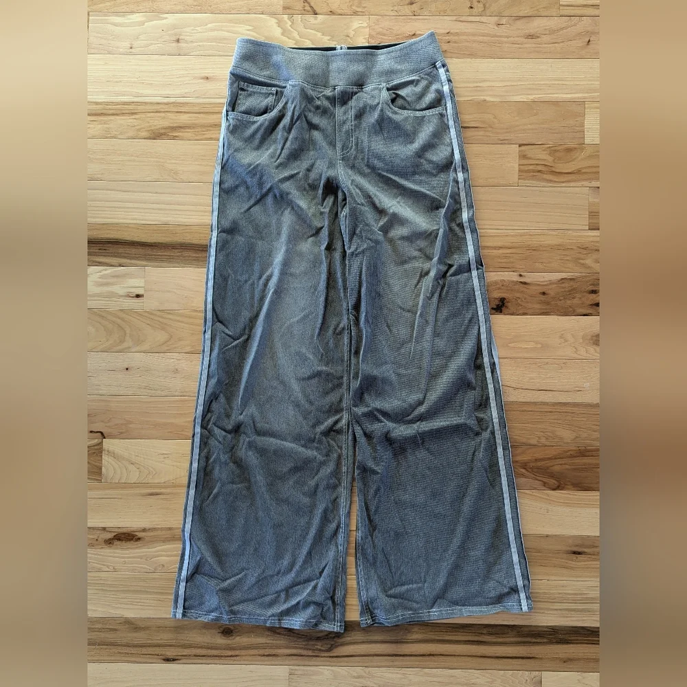 New Halara Wide Leg Jeans Size Large - Picture 3 of 11